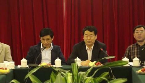 北京起重运输机械研究院陆大明院长在中叉会上发言