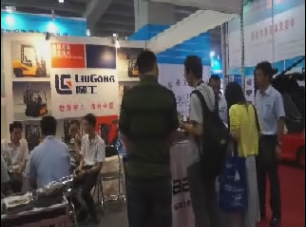 倍力德在2013广州国际品牌叉车展会上